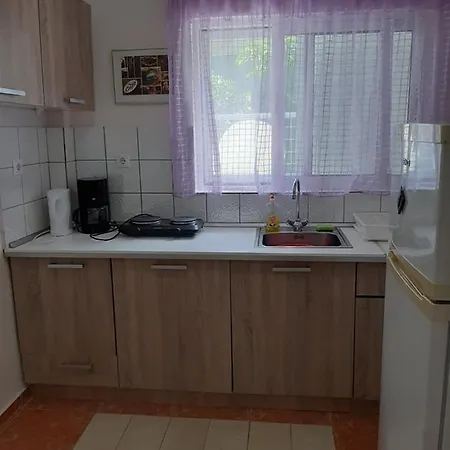 Cozy Flat In * Nea Makri